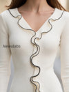 contrast-ruffle-v-neck-knit-top